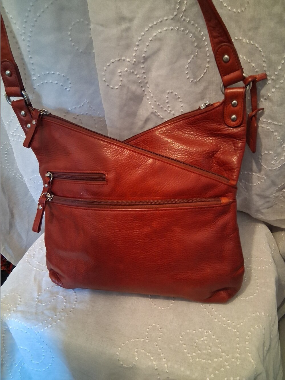 Levenger Women's Leather Crossbody Bag in Red